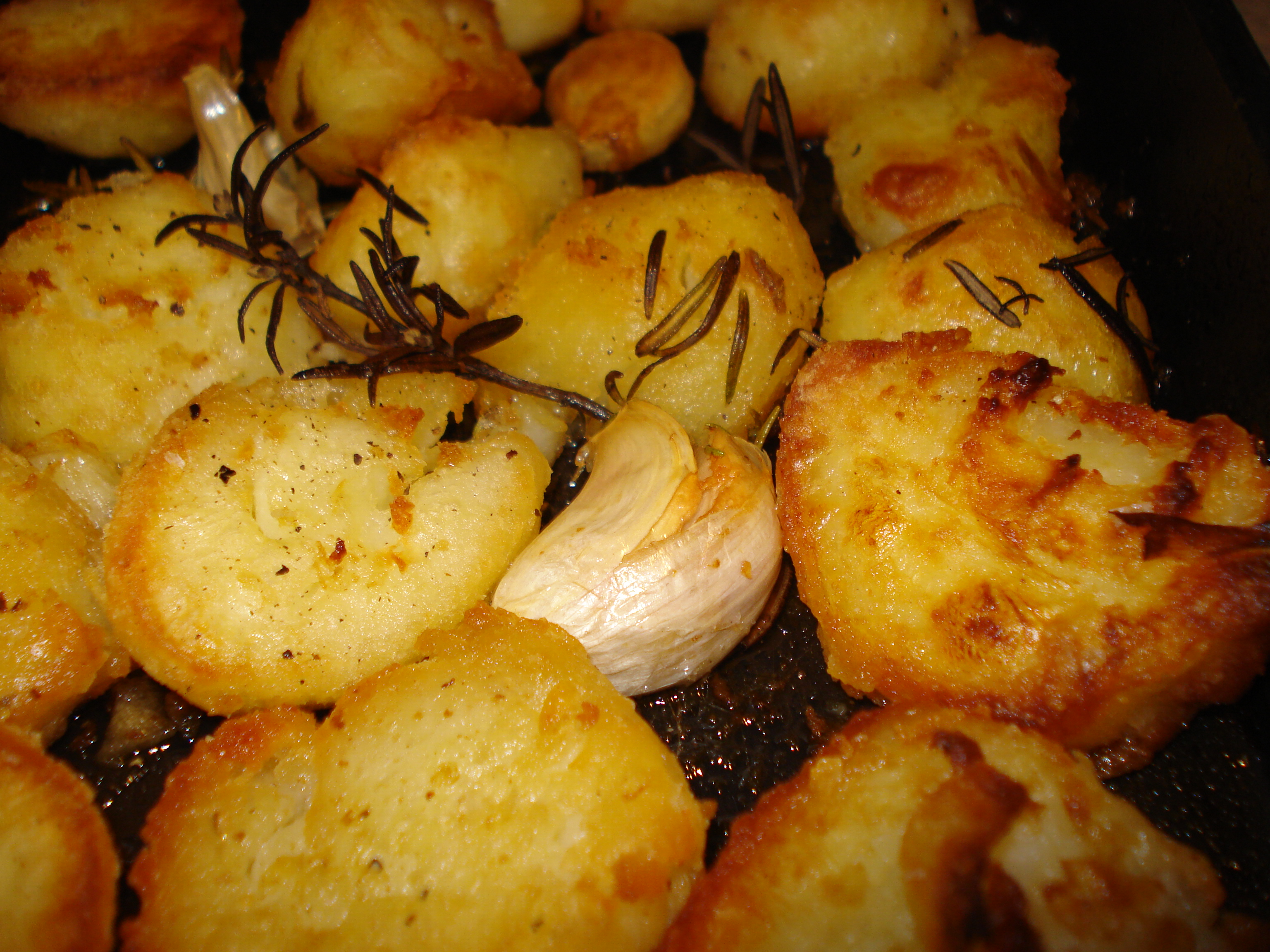 roastpotatos roast potatoes